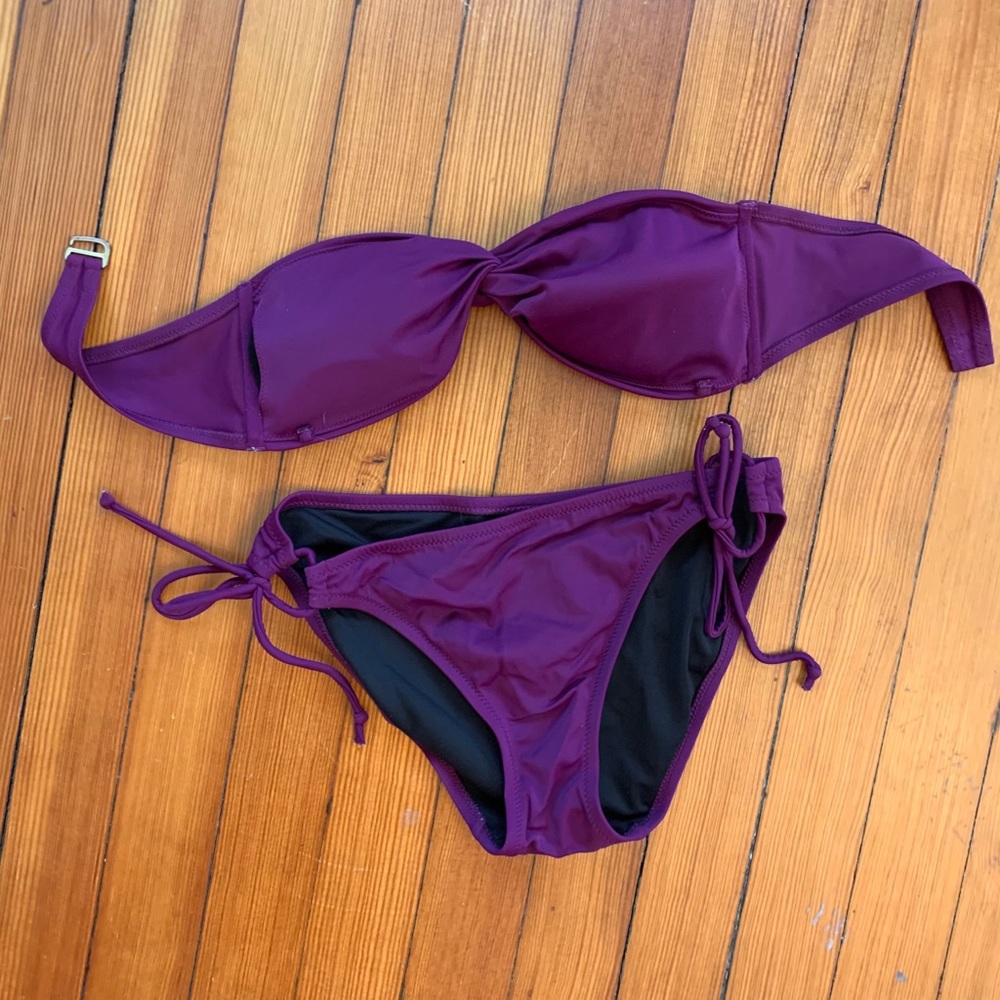 Victoria’s Secret Strapless Twist Bikini